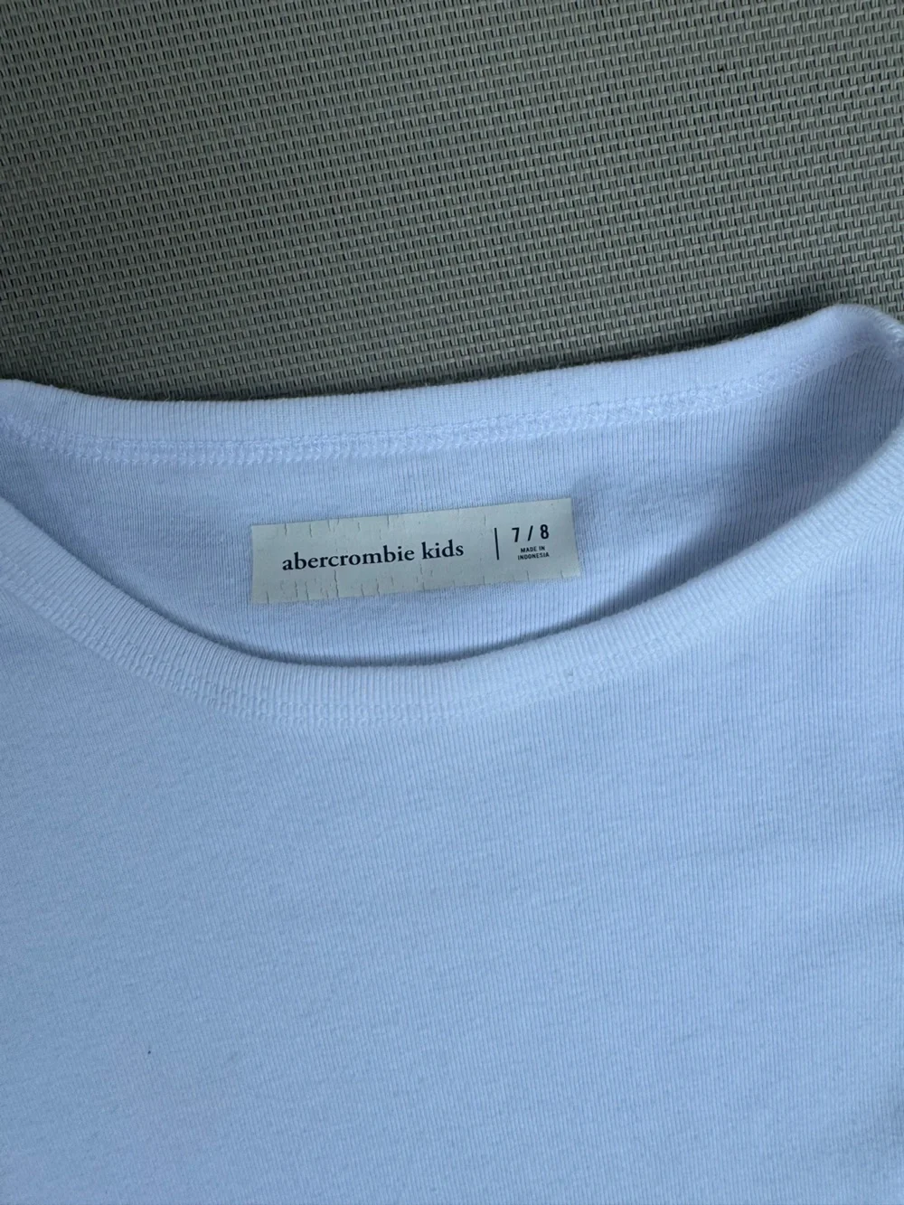 abercrombie kids White Short Sleeve Tee - Classic Crew